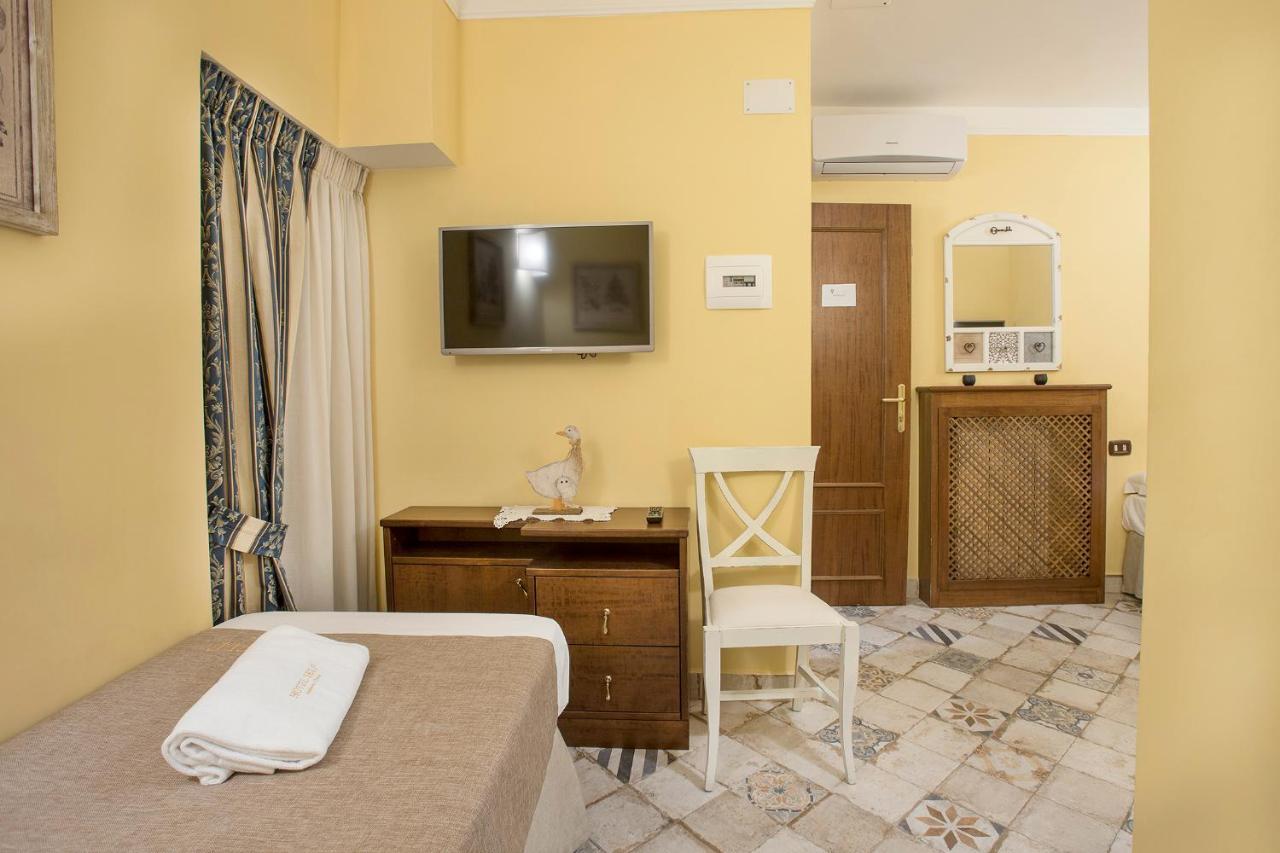 Hotel Dependance à Naples Extérieur photo